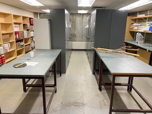 UNBC Herbarium Lab 4-117