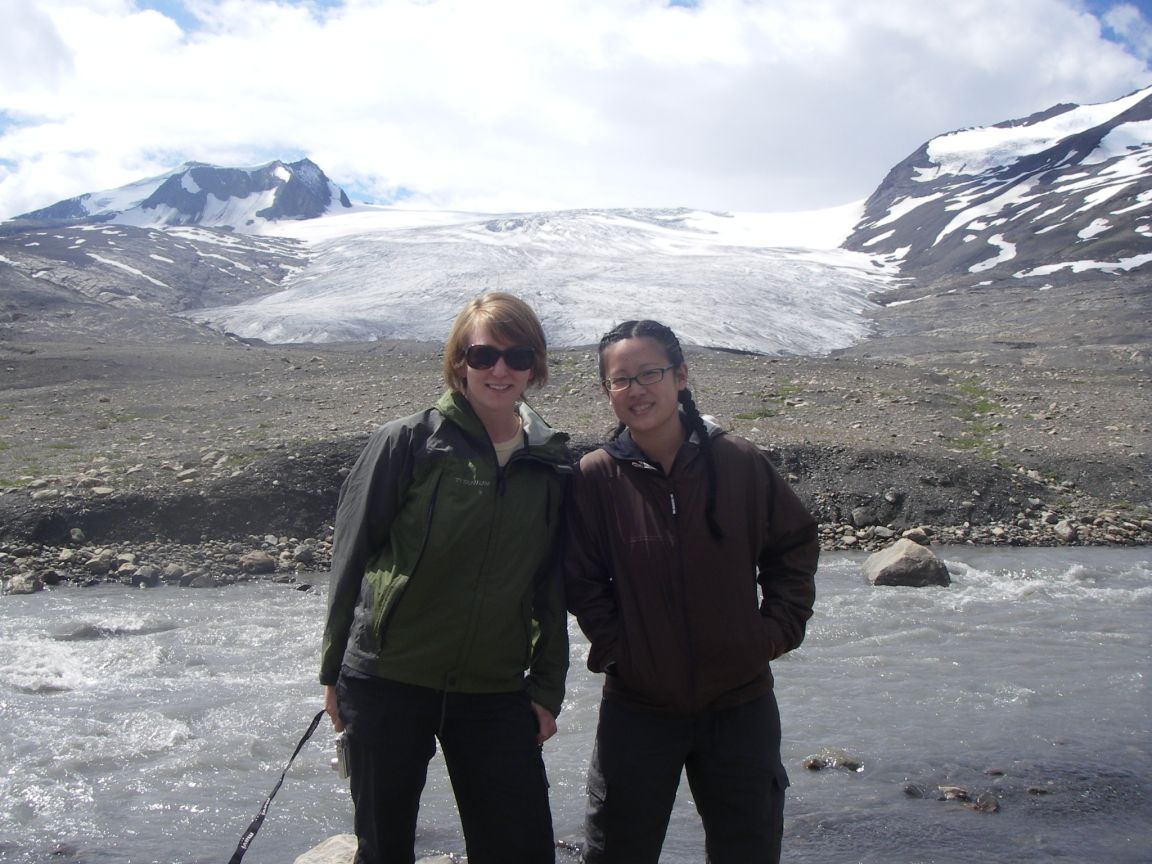 Students in from of Castle Glacier