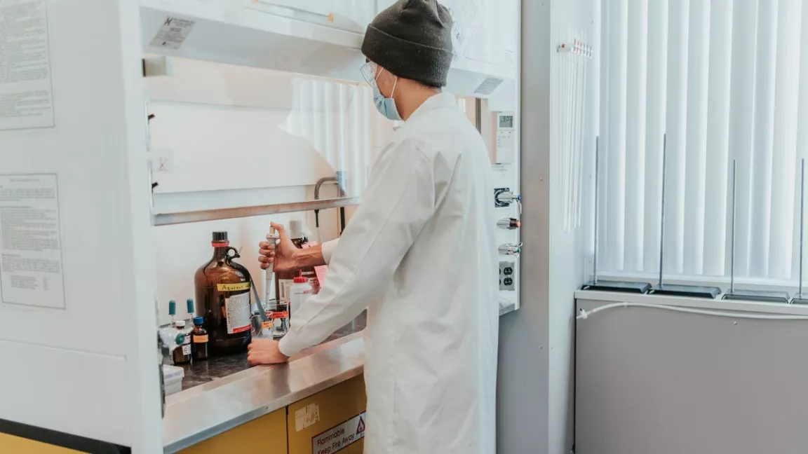 Student conducts research in a lab