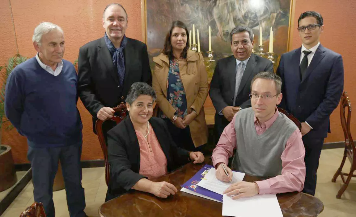 Signing of agreement between UNBC and University Santiago de Chile