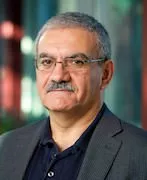 Dr. Elie Korkmaz