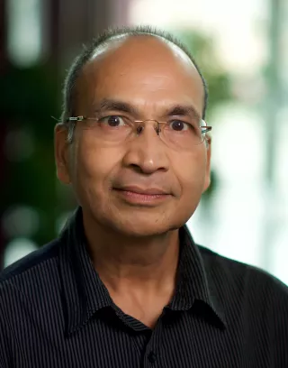 Dr. Pranesh Kumar